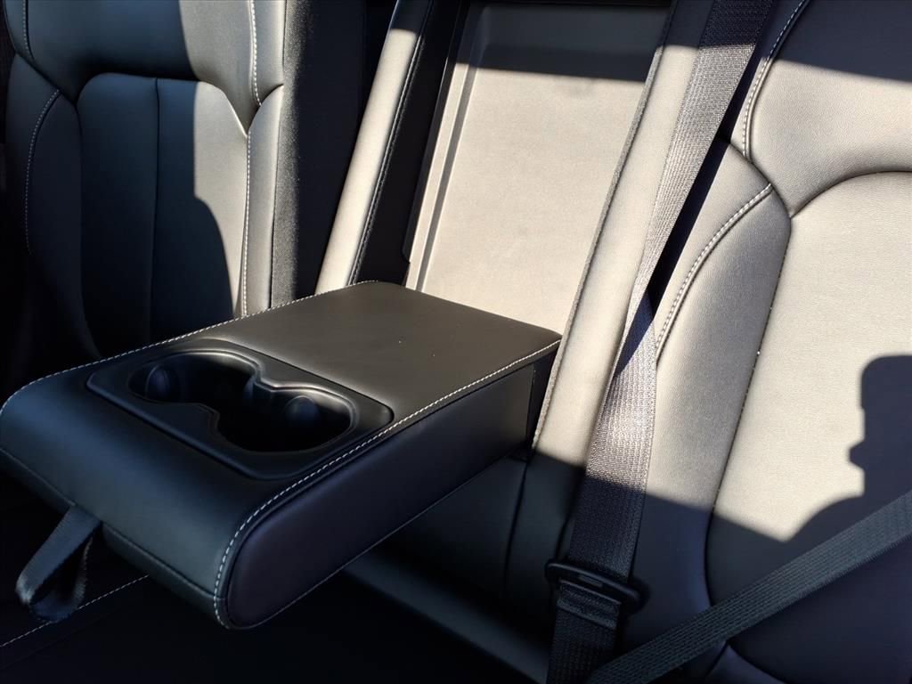 New 2025 Jeep Grand Cherokee Limited image 28