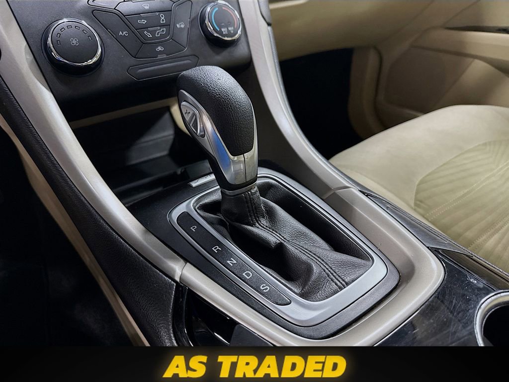Used 2016 Ford Fusion SE image 16