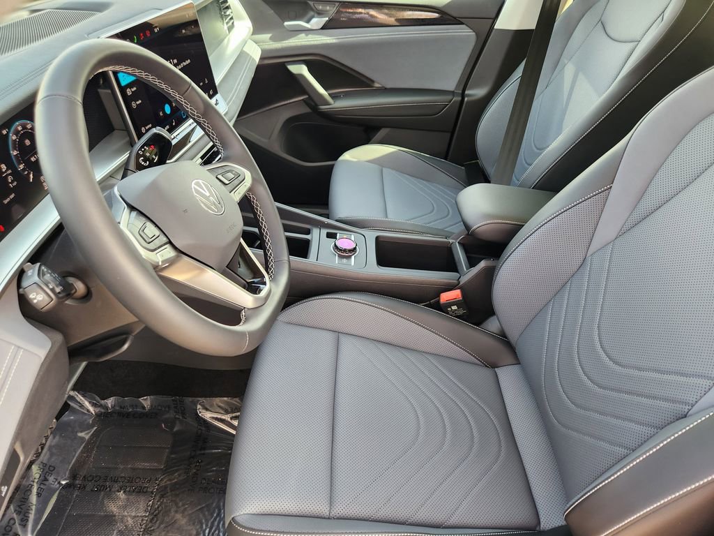 New 2026 Volkswagen Tiguan SE image 4