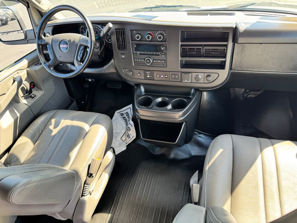 Used 2020 GMC Savana 3500 w/ Driver Convenience Package image 15