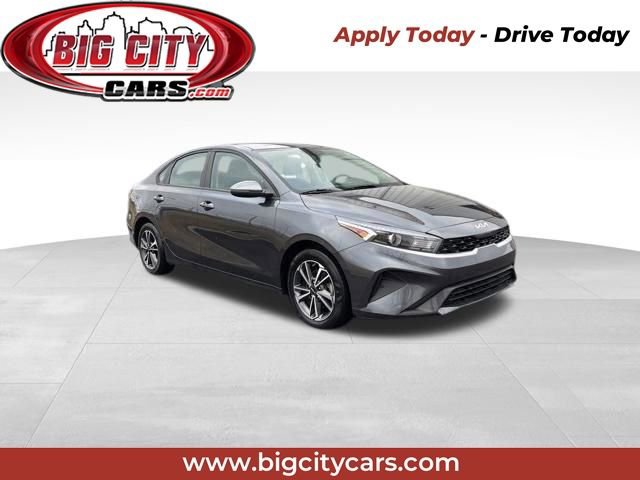 Used 2023 Kia Forte LXS w/ LXS Technology Package image 1