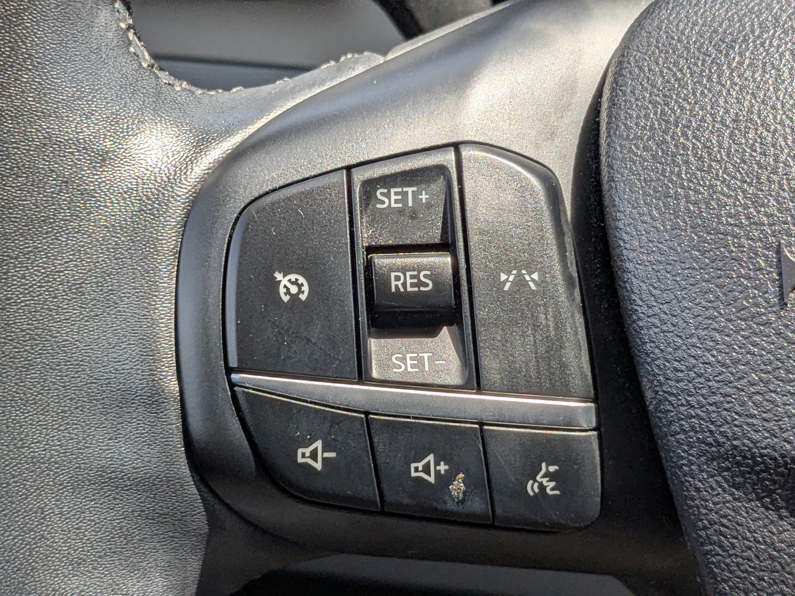 Used 2024 Ford Escape Active FWD image 25