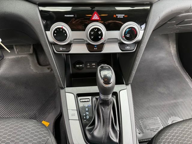 Used 2019 Hyundai Elantra SE w/ Cargo Package image 55
