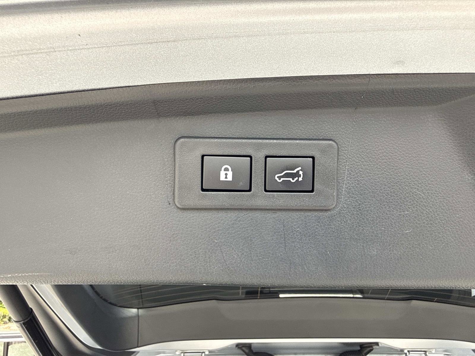 Used 2023 Subaru Outback Touring XT image 33