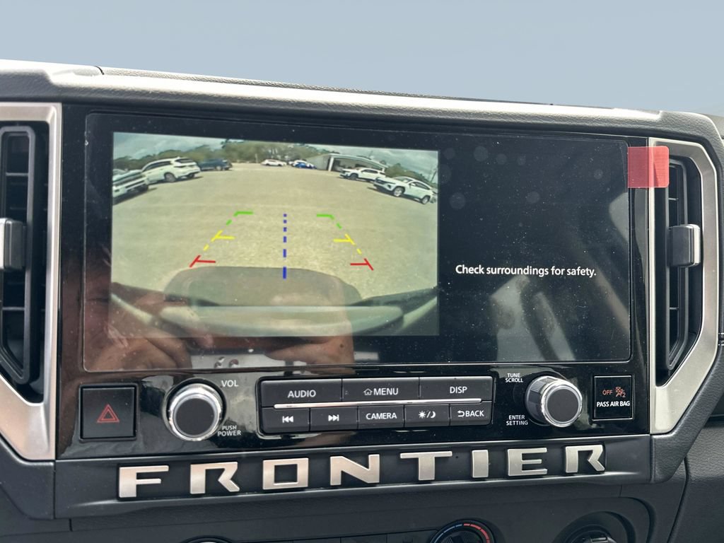Used 2025 Nissan Frontier SV AWD/4WD image 20