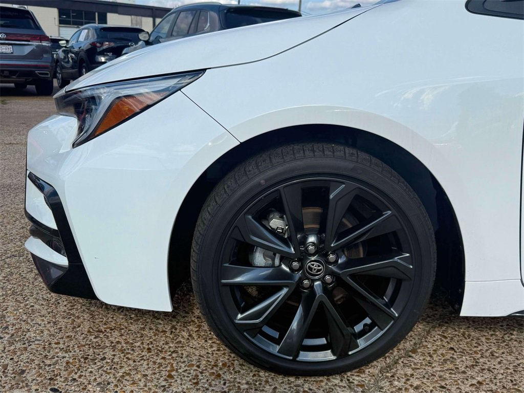 Used 2025 Toyota Corolla SE image 8