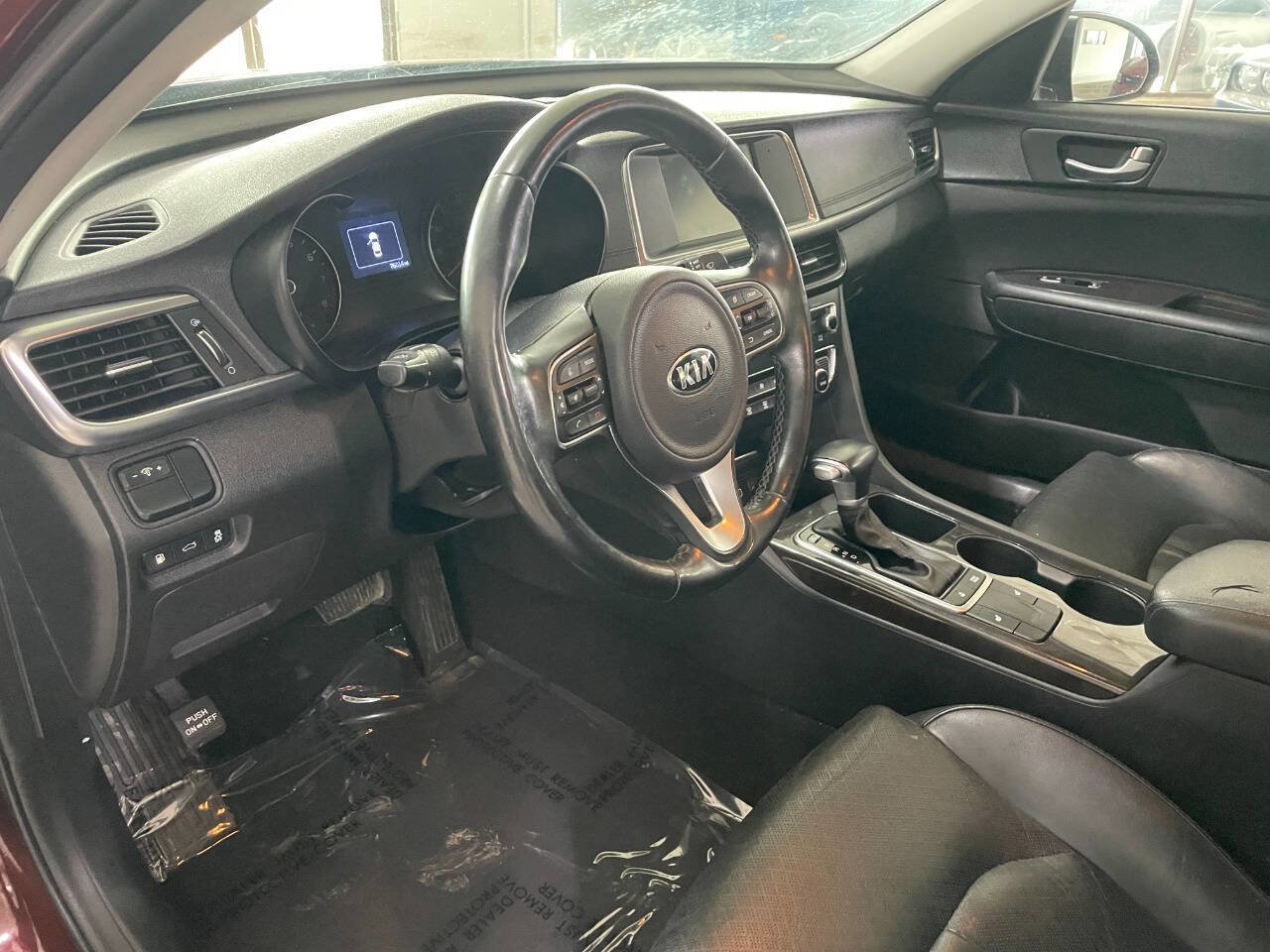 Used 2017 Kia Optima EX image 16