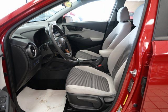 Used 2022 Hyundai Kona SE image 24
