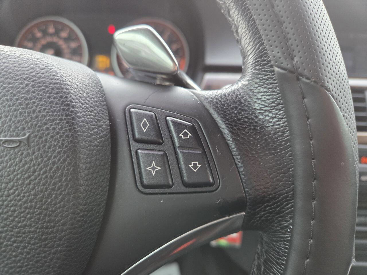 Used 2008 BMW 328i Convertible image 21