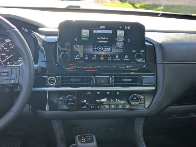 Used 2024 Nissan Pathfinder SL FWD image 20
