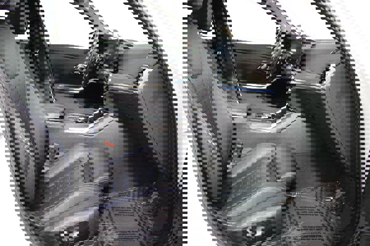 Used 2023 BMW 330e w/ M Sport Package image 11