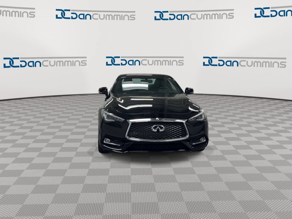 Used 2018 INFINITI Q60 3.0t Luxe w/ Sensory Package 3.0T Luxe AWD/4WD image 3