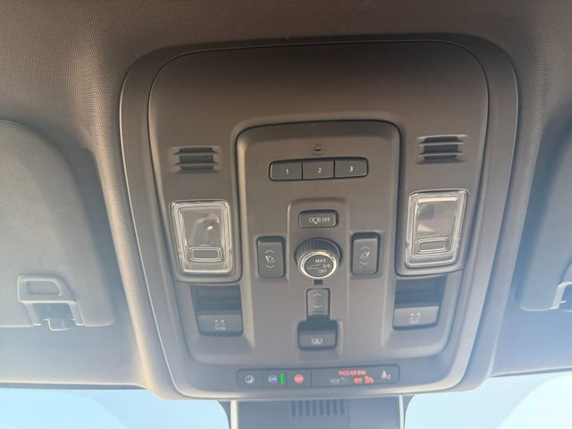 Used 2024 GMC Yukon XL Denali w/ Max Trailering Package AWD/4WD image 12