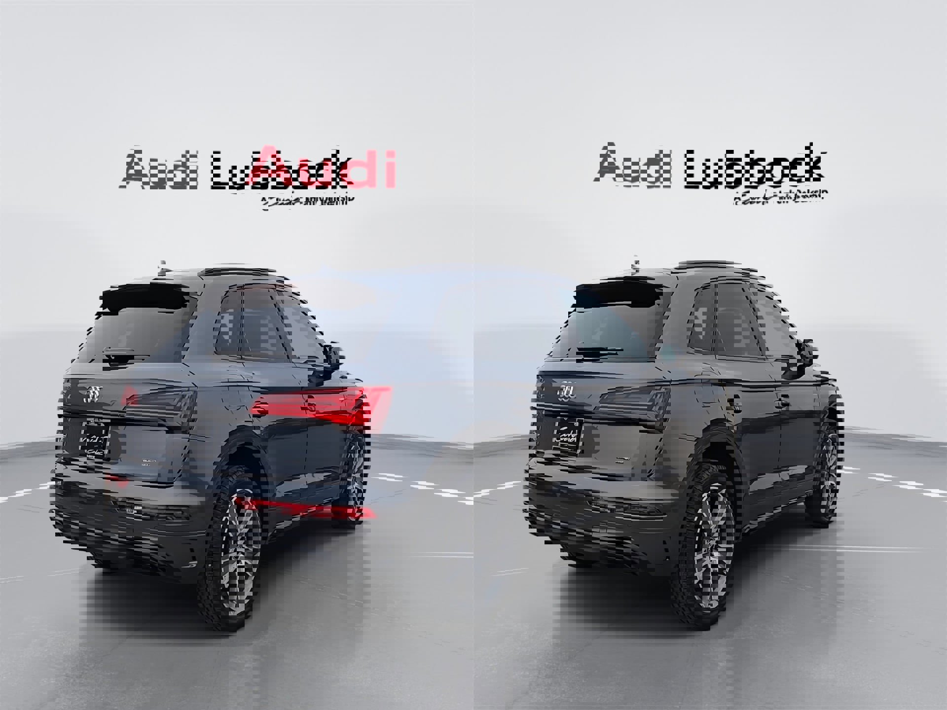 Certified 2025 Audi Q5 2.0T Premium w/ Convenience Plus Package image 8