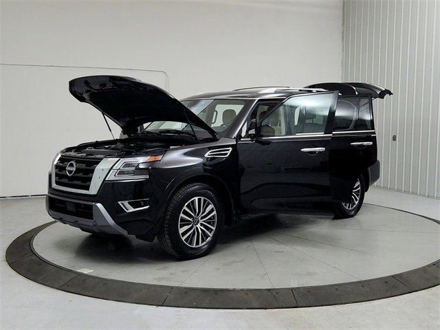Used 2024 Nissan Armada SL w/ Captain's Chairs Package image 11