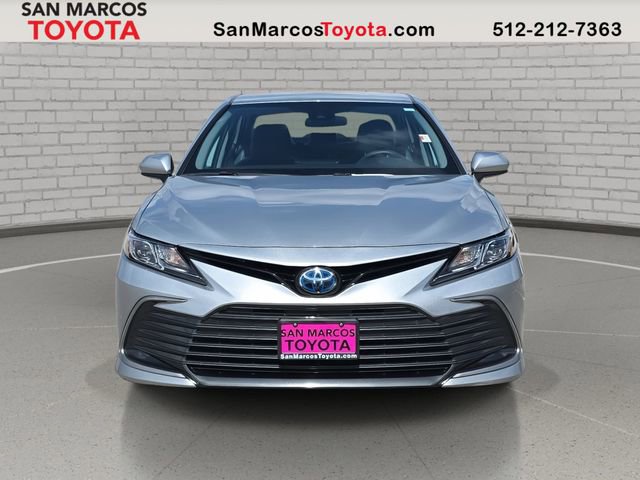 Used 2021 Toyota Camry LE image 2