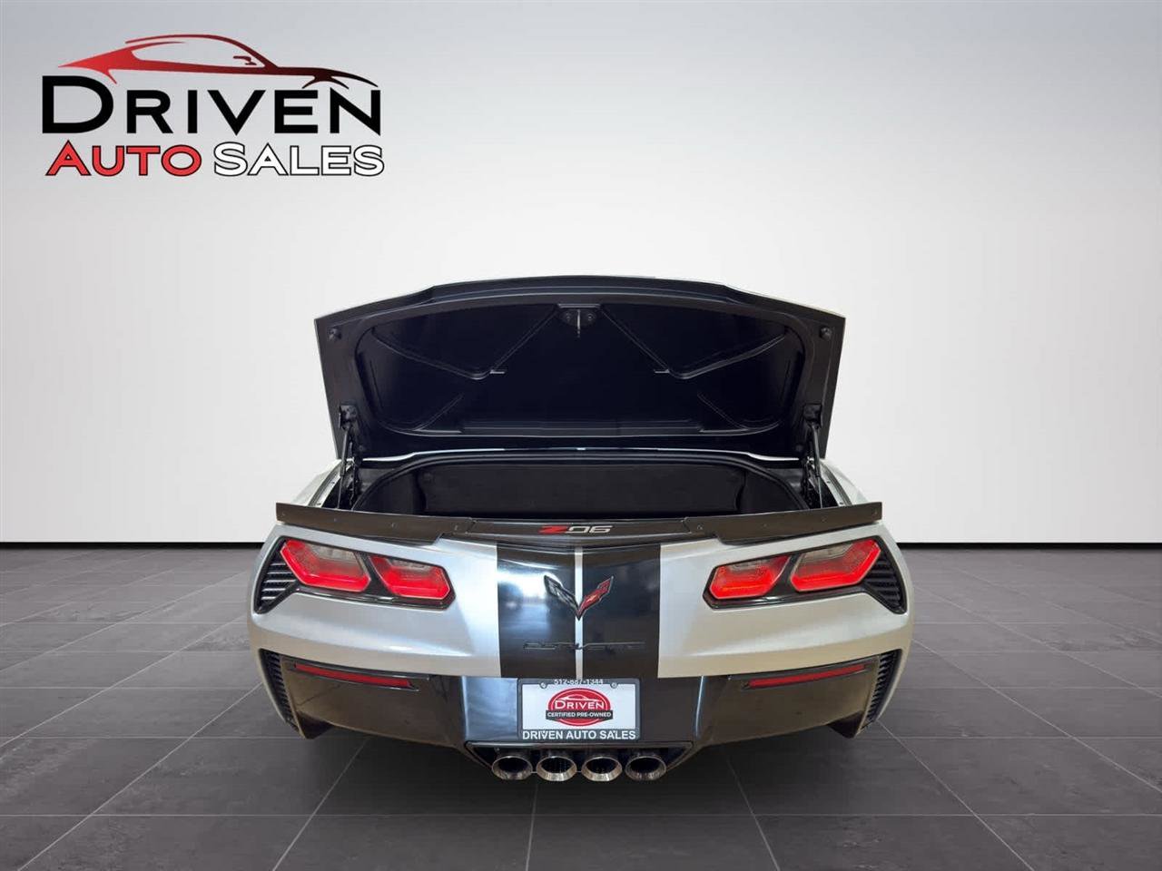 Used 2019 Chevrolet Corvette Z06 RWD image 10