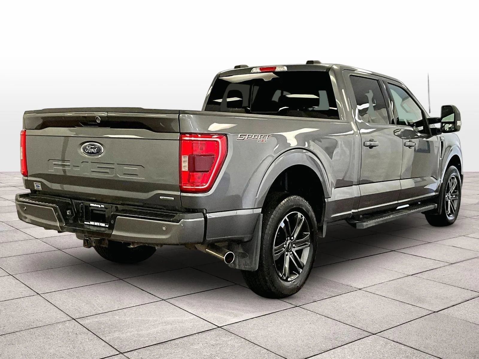 Certified 2022 Ford F150 XLT w/ Equipment Group 302A High image 11