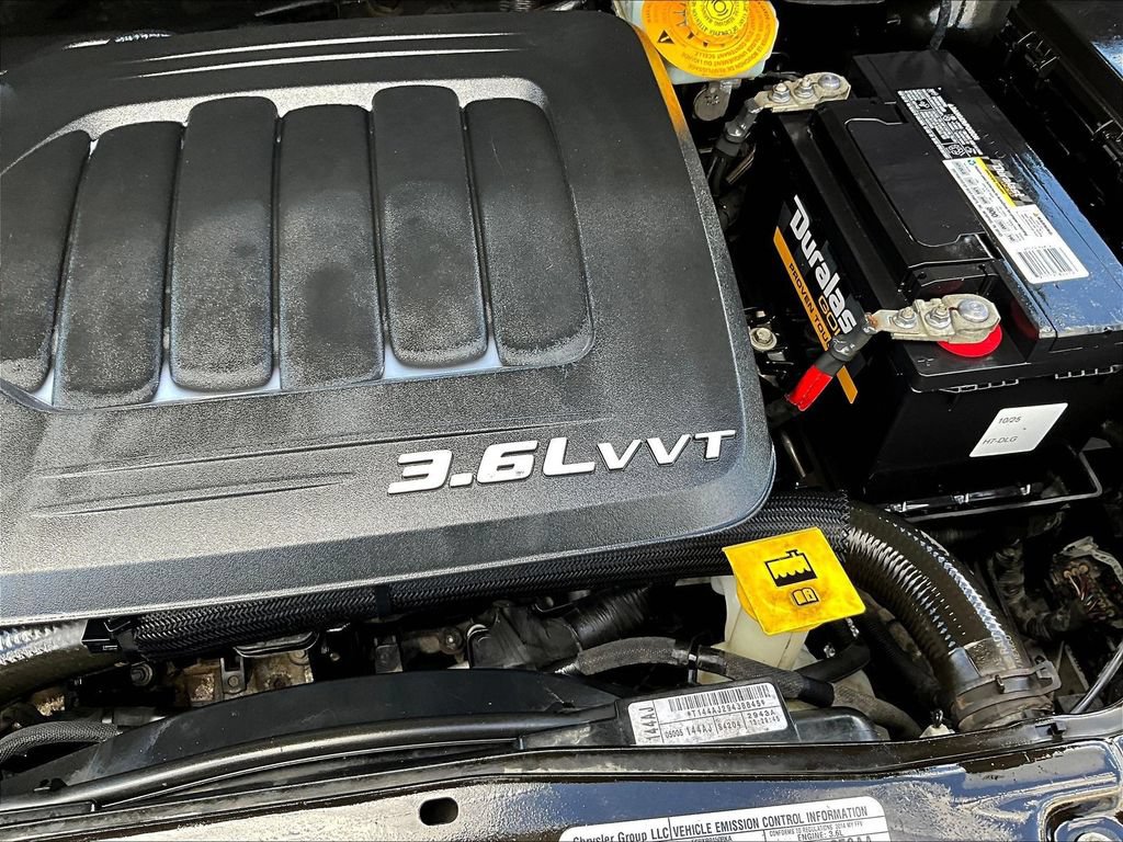 Used 2014 Dodge Grand Caravan SXT FWD image 30