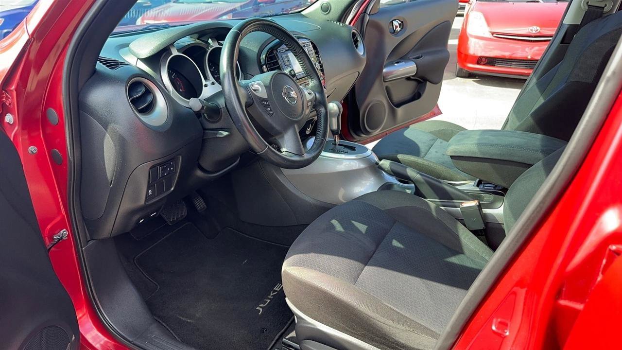 Used 2017 Nissan Juke SV image 22