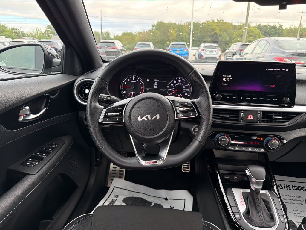 Used 2023 Kia Forte GT-Line w/ GT-Line Premium Package FWD image 19
