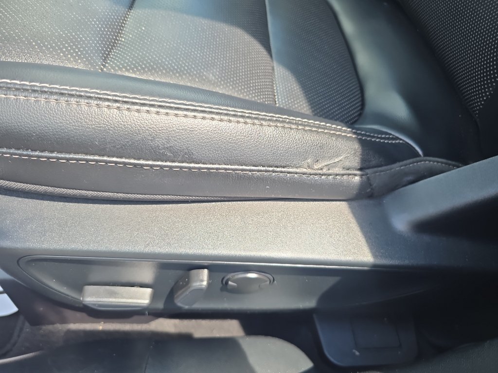 Used 2021 Ford Escape SEL AWD/4WD image 16
