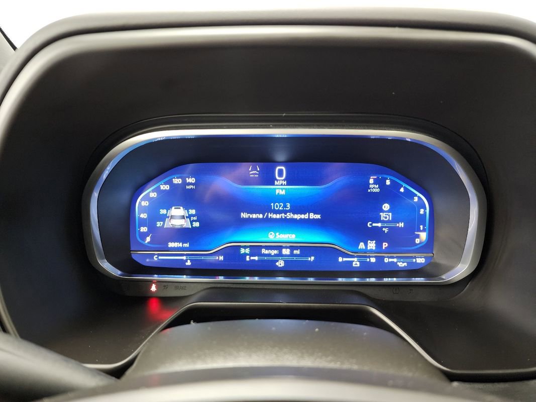 Used 2023 Chevrolet Suburban High Country image 33