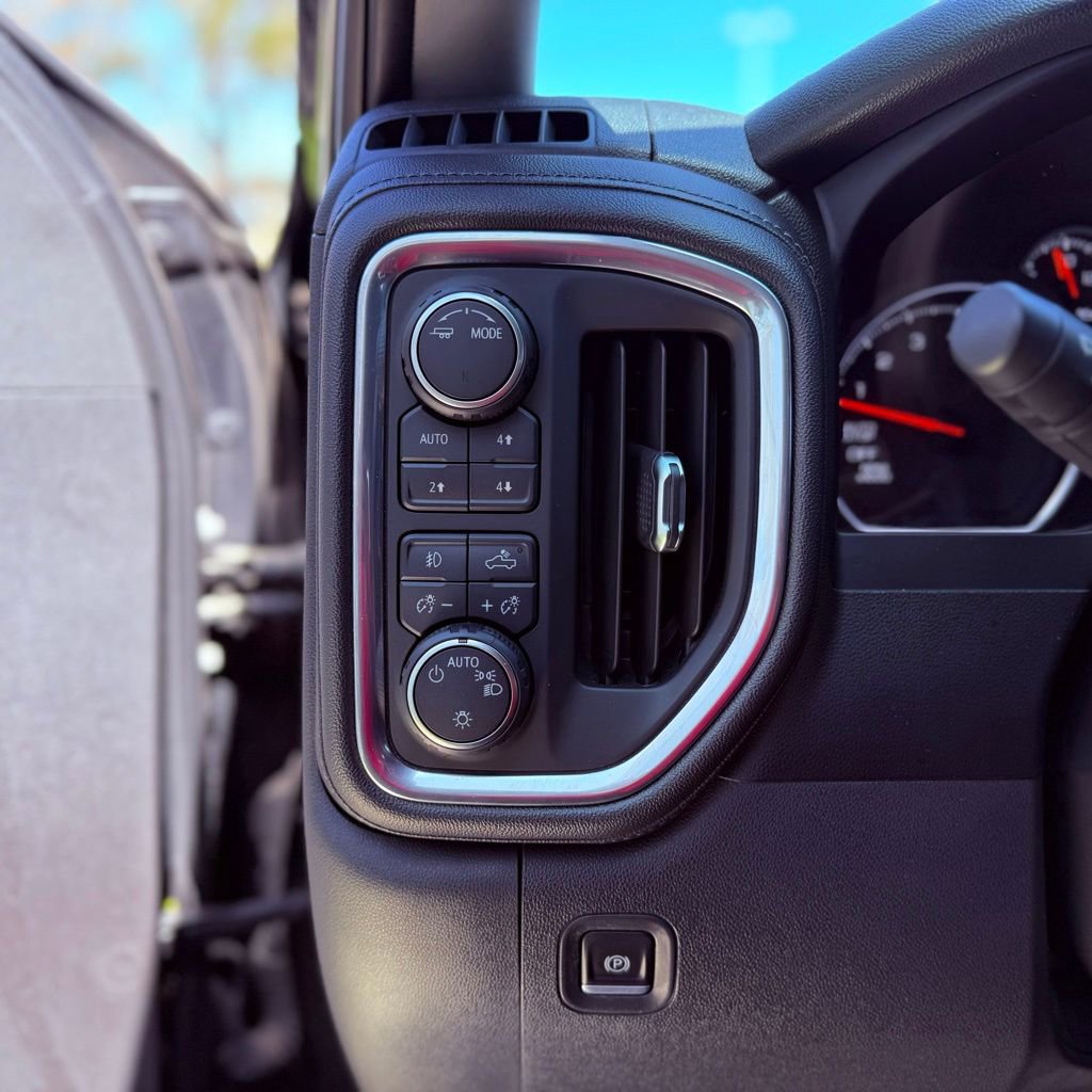 Used 2021 Chevrolet Silverado 1500 RST image 19