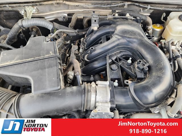 Used 2017 Toyota Tacoma TRD Off-Road w/ Tow Package (A/T) AWD/4WD image 31