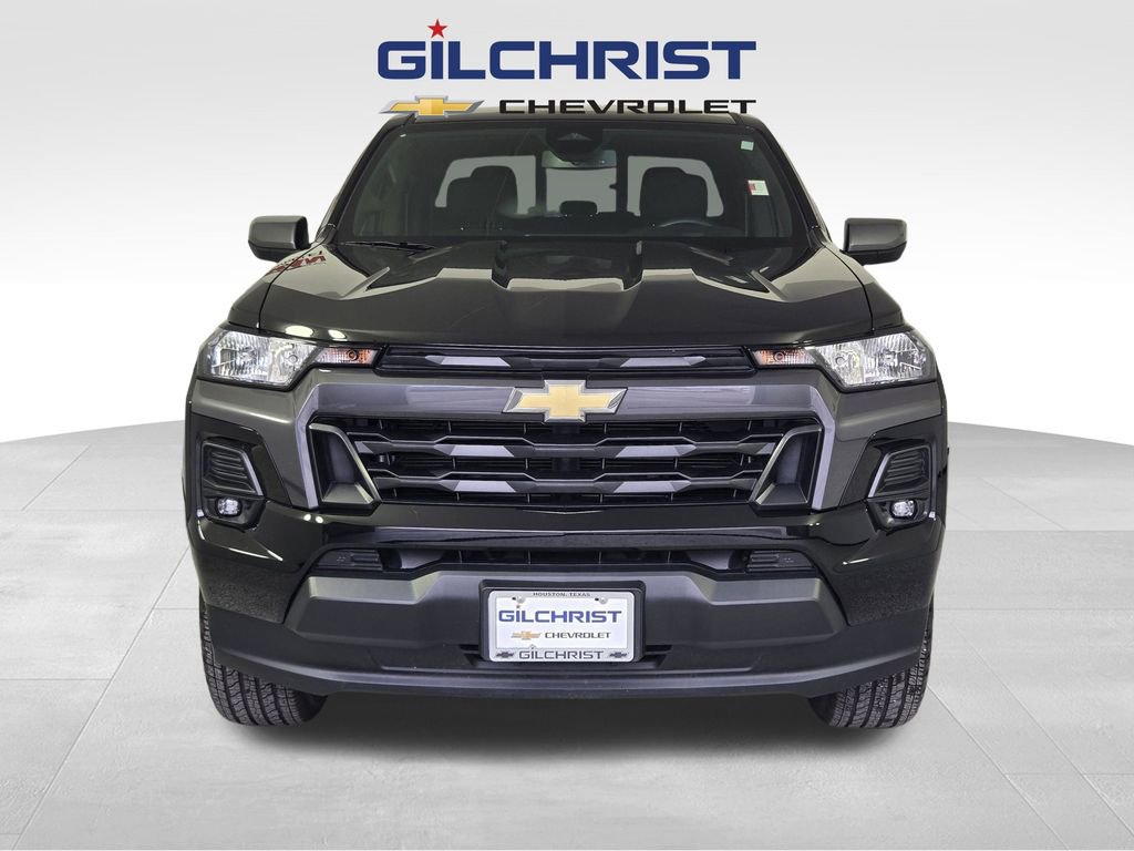 Used 2024 Chevrolet Colorado LT w/ LT Convenience Package II image 2