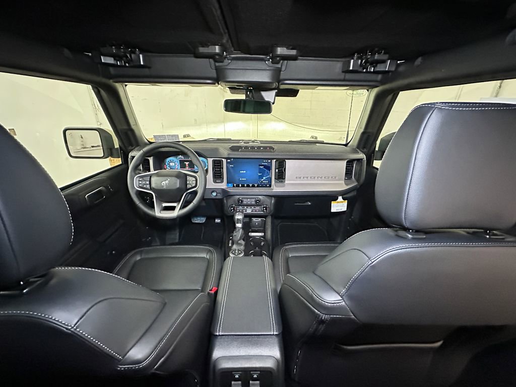New 2025 Ford Bronco Outer Banks w/ Sasquatch Package image 21