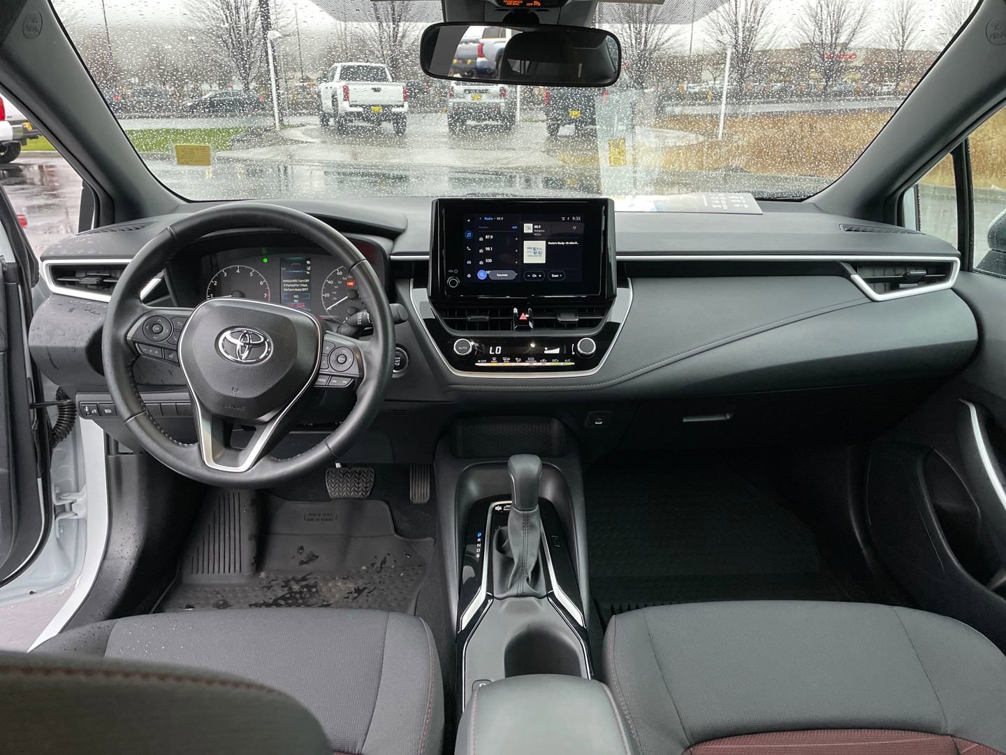 Certified 2025 Toyota Corolla SE image 17