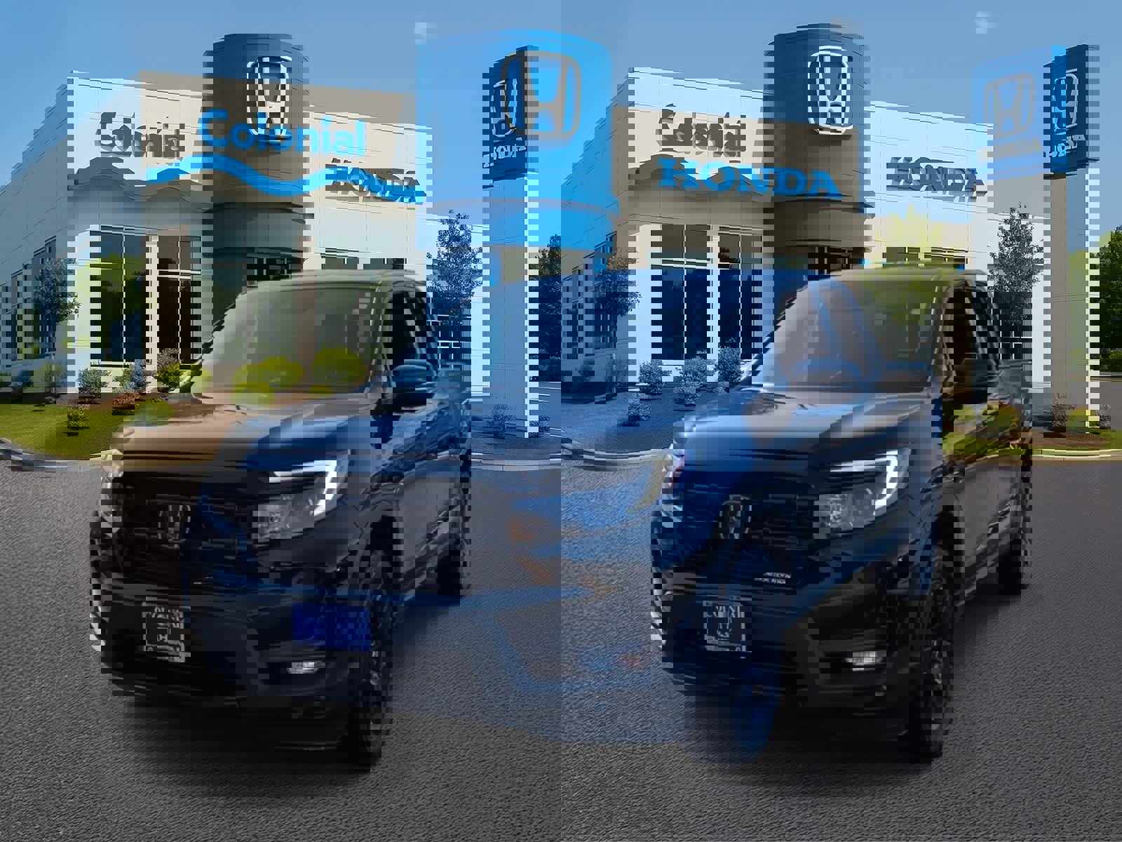 Used 2025 Honda Ridgeline Black Edition image 1