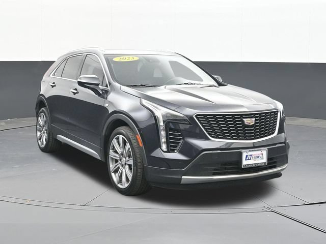 Used 2023 Cadillac XT4 Premium Luxury w/ Cold Weather Package FWD image 20