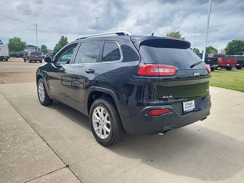 Used 2014 Jeep Cherokee Latitude AWD/4WD image 7