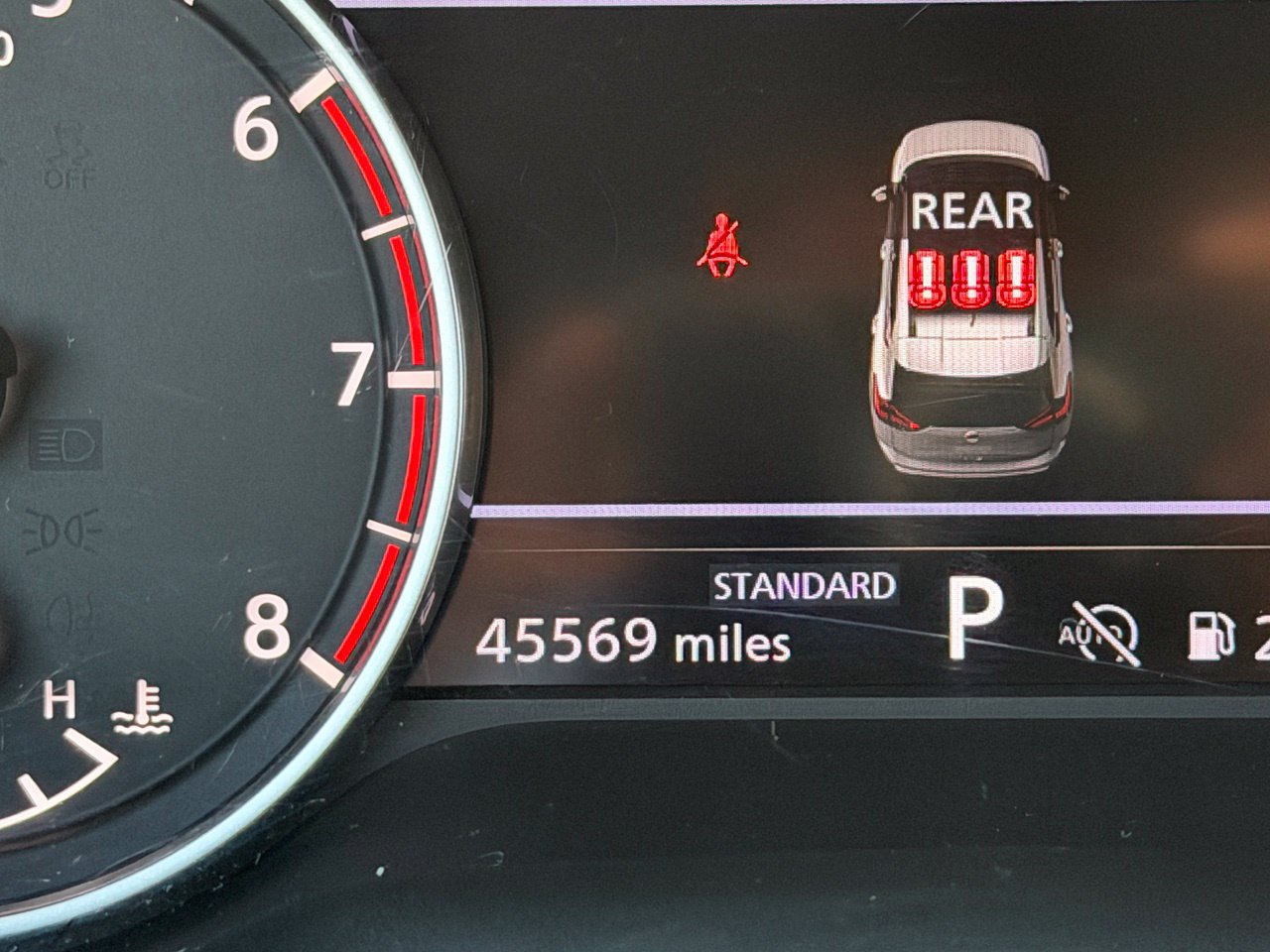 Certified 2025 Nissan Rogue SV FWD image 14