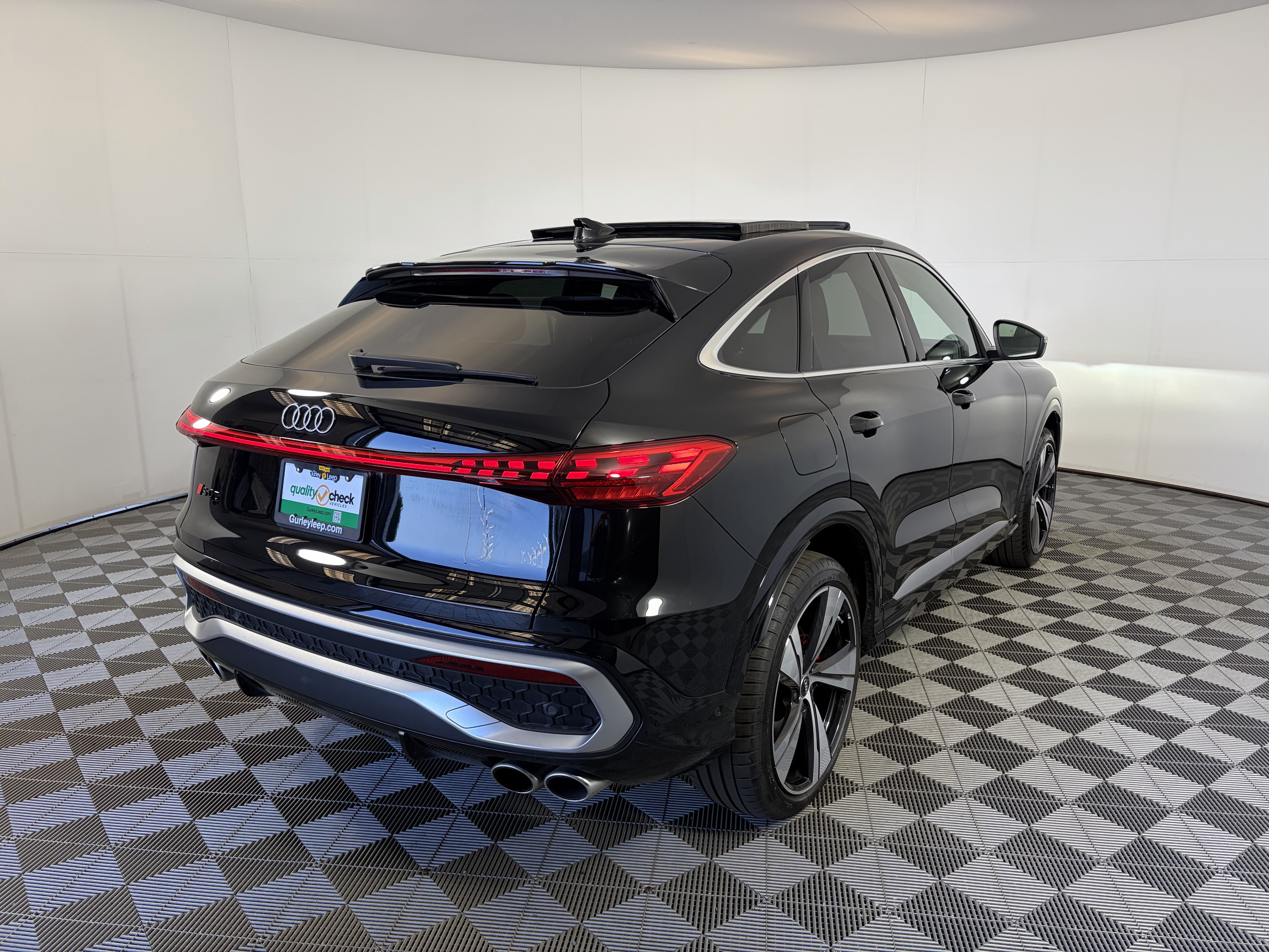 Used 2025 Audi SQ5 Premium Plus w/ Premium Plus Package AWD/4WD image 10