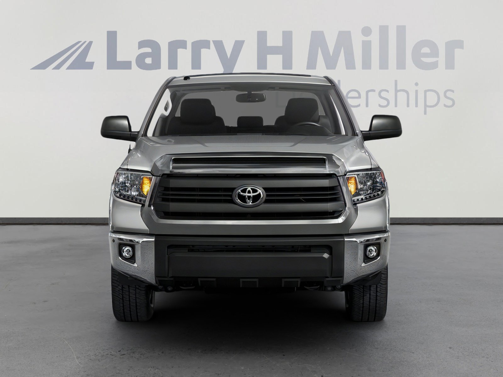 Used 2016 Toyota Tundra SR5 w/ TRD Off Road Package AWD/4WD image 4