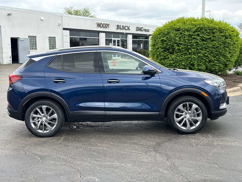 Certified 2023 Buick Encore GX Essence w/ Experience Buick Package FWD image 11