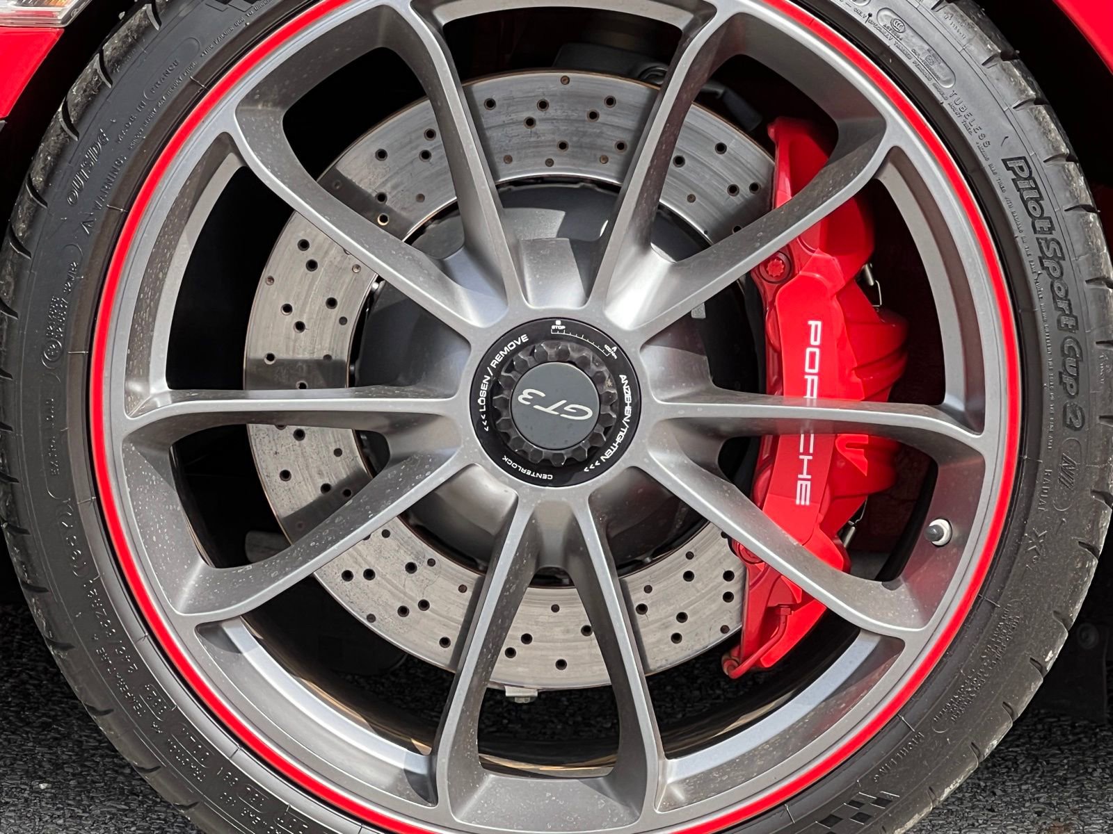 Certified 2019 Porsche 911 GT3 image 18