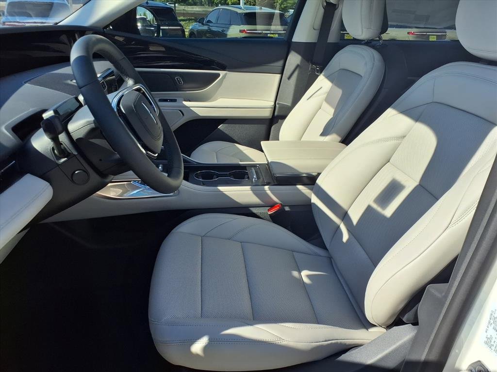 New 2026 Lincoln Nautilus Premier image 11