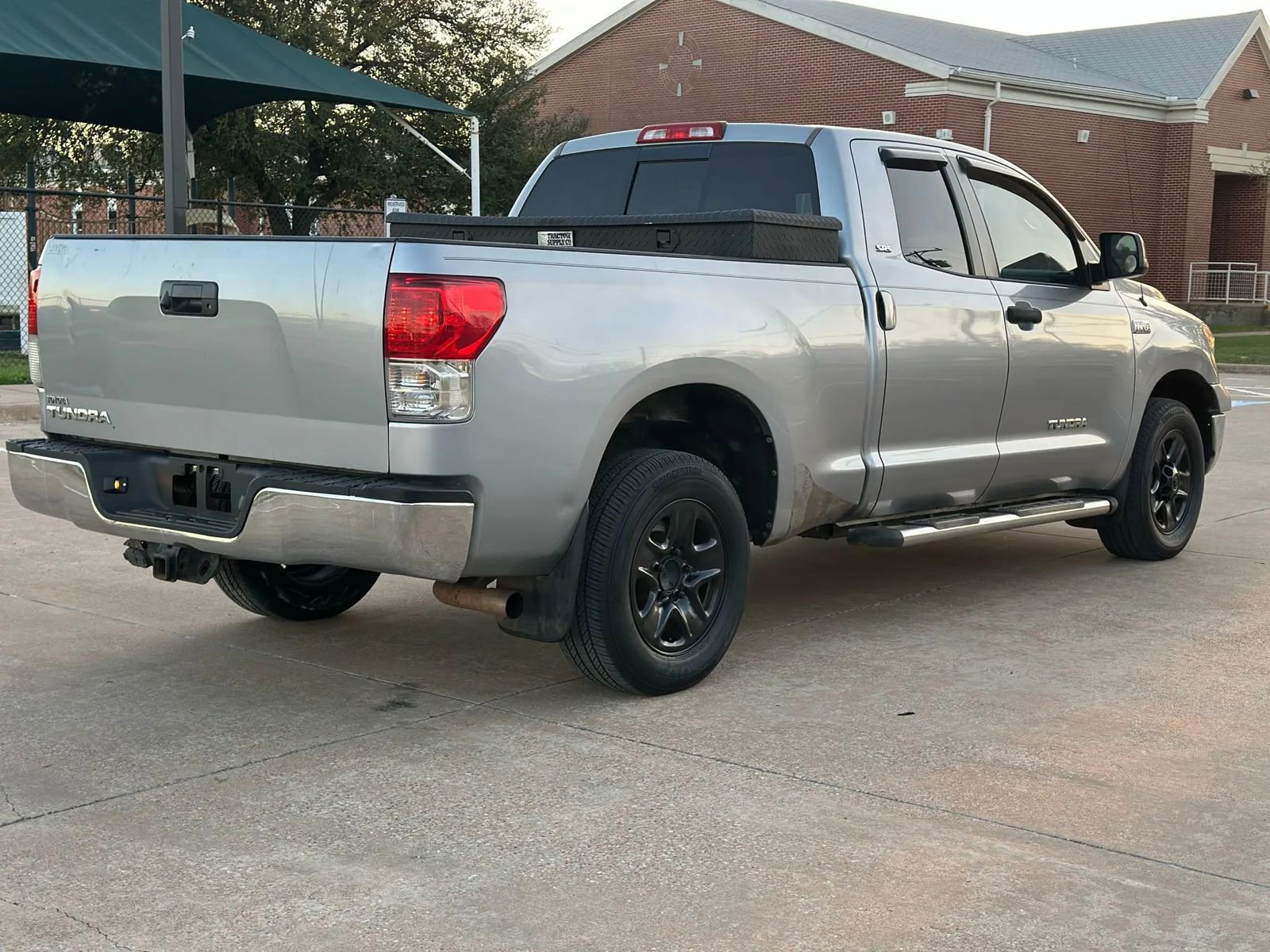 Used 2012 Toyota Tundra 2WD Double Cab w/ SR5 Pkg image 5