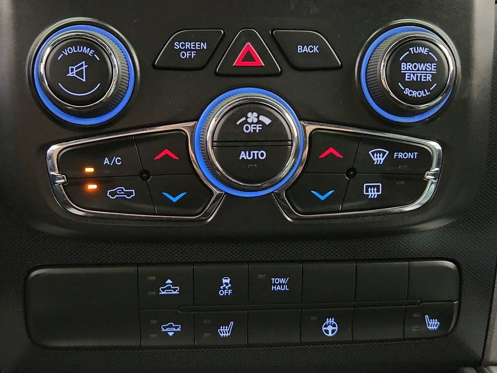 Used 2017 RAM 1500 Rebel w/ Luxury Group AWD/4WD image 18