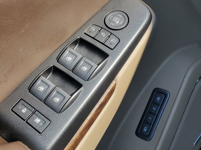 Used 2018 Chevrolet Tahoe LT w/ Luxury Package image 11