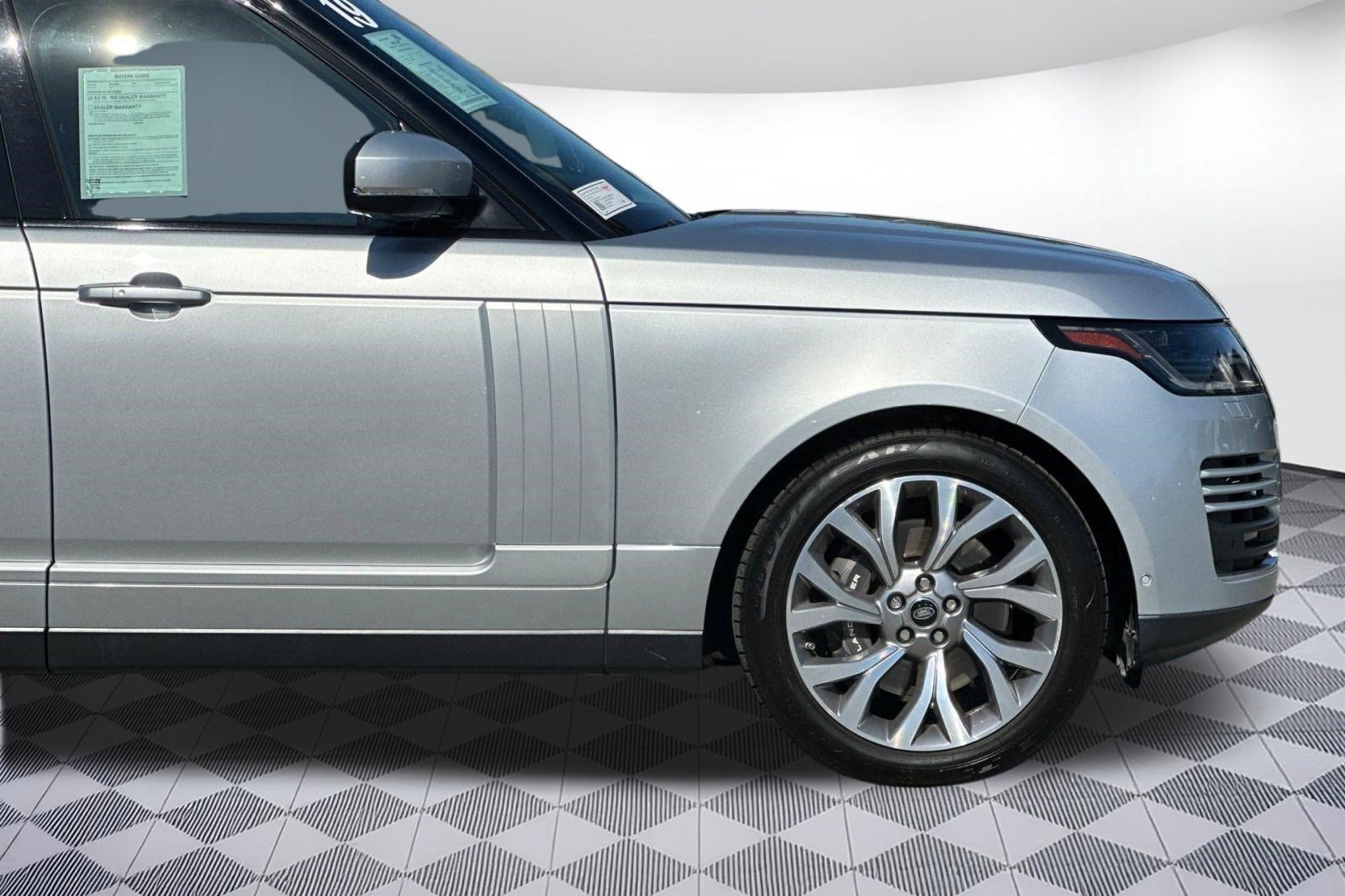 Used 2019 Land Rover Range Rover Supercharged AWD/4WD image 37