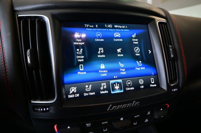 Used 2019 Maserati Levante GranLusso AWD/4WD image 40