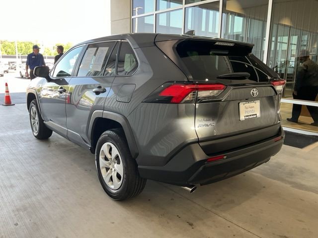 Used 2024 Toyota RAV4 LE FWD image 17