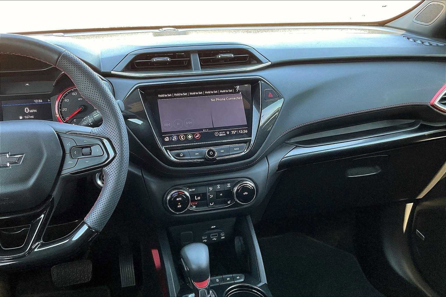 Used 2023 Chevrolet TrailBlazer RS w/ Sun and Liftgate Package image 15