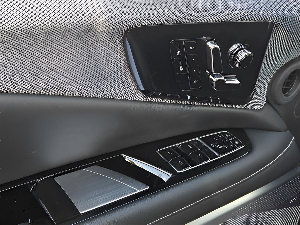 New 2025 Cadillac Optiq Sport 1 AWD/4WD image 17