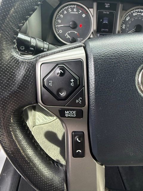 Used 2017 Toyota Tacoma SR5 image 21